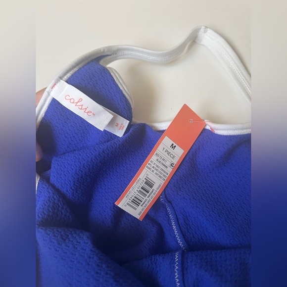 Colsie textured Bodysuit with contrast trim & Keyhole Medium NWT - Picture 3 of 4